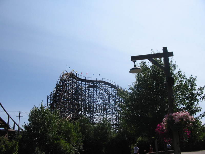 Aftershock Opening Day Photos - Coaster101