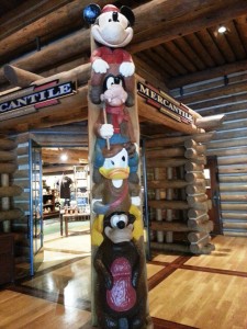 One of the totem poles found throughout the lodge.