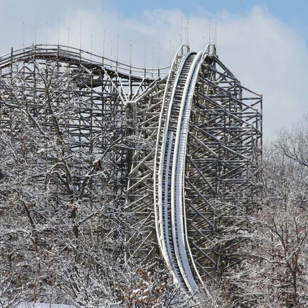 holiday-world-snow-2
