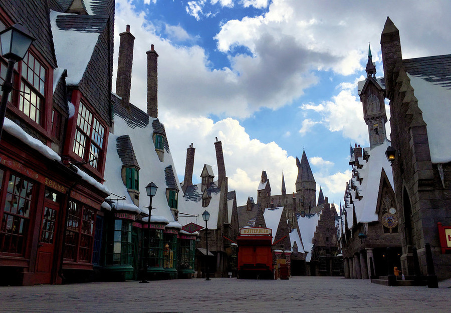 Hogsmeade Village (all picture courtesy Universal Studios Hollywood)
