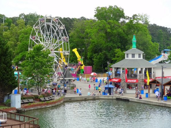Lake Winnie amusement park