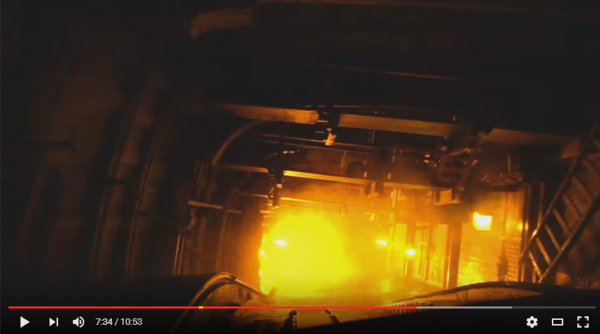 how big is the drop on pirates of the caribbean battle for the sunken treasure