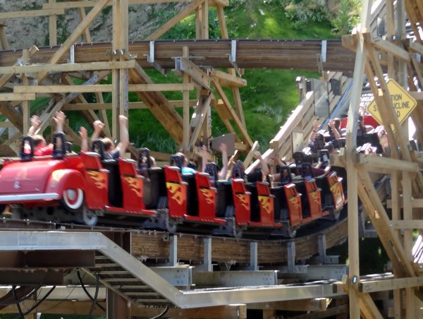 Lightning Rod review launched, fastest wooden roller coaster, new for 2016 at Dollywood