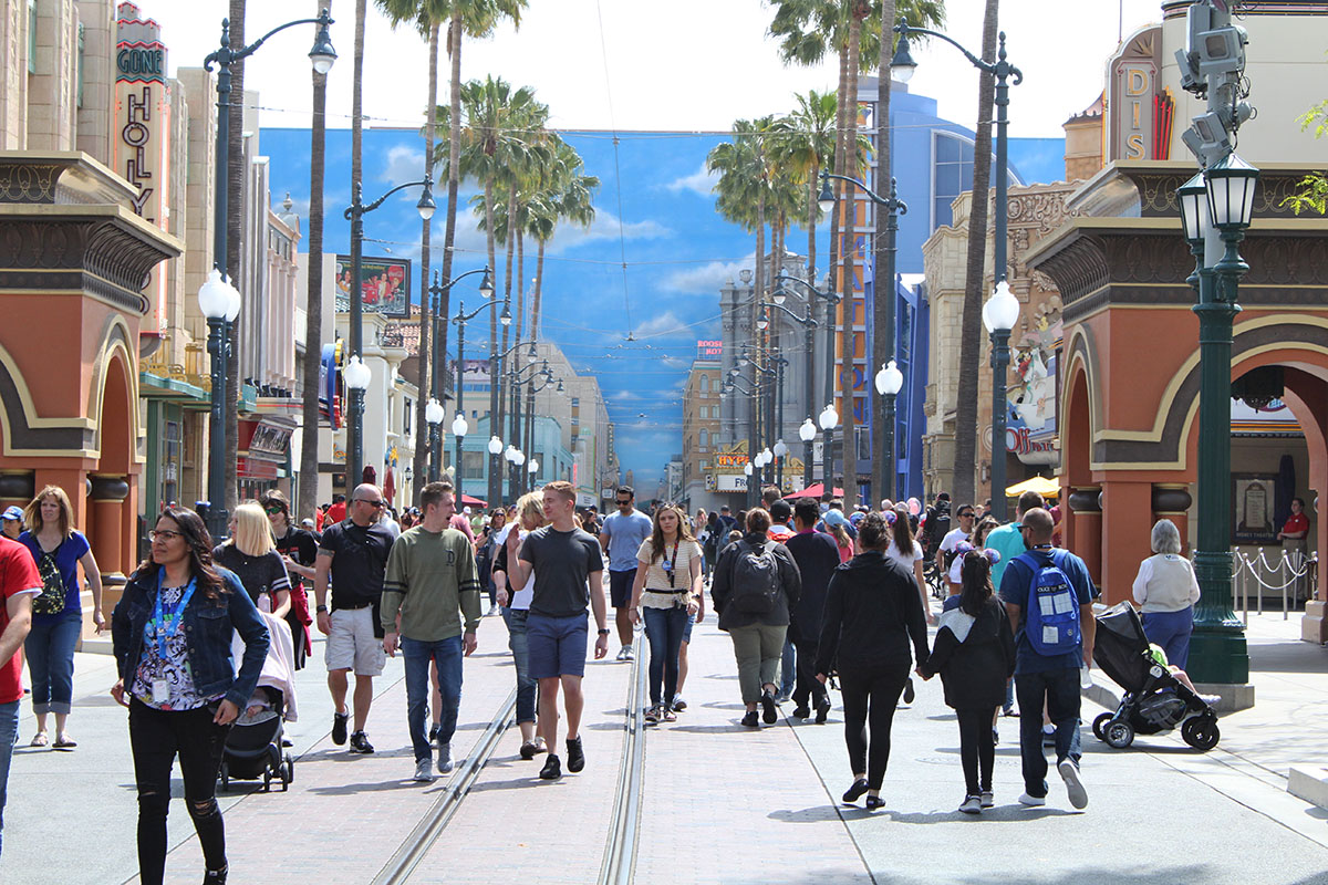 Disneyland and California Adventure in One Day: I Lived It - Coaster101