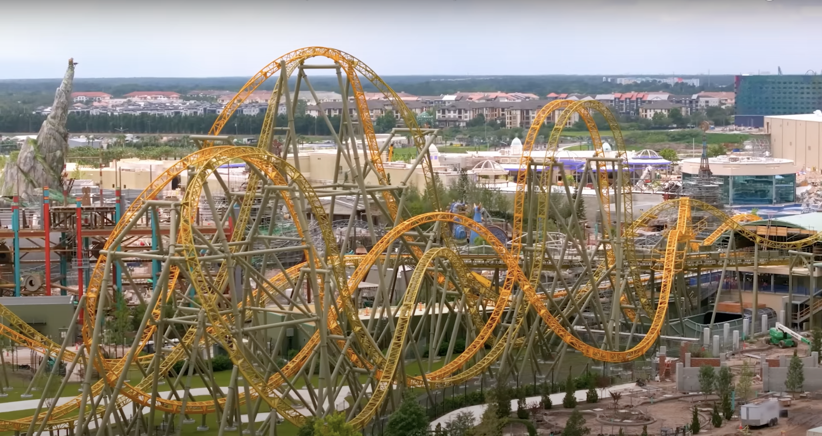 Review: Stardust Racers at Epic Universe - Coaster101