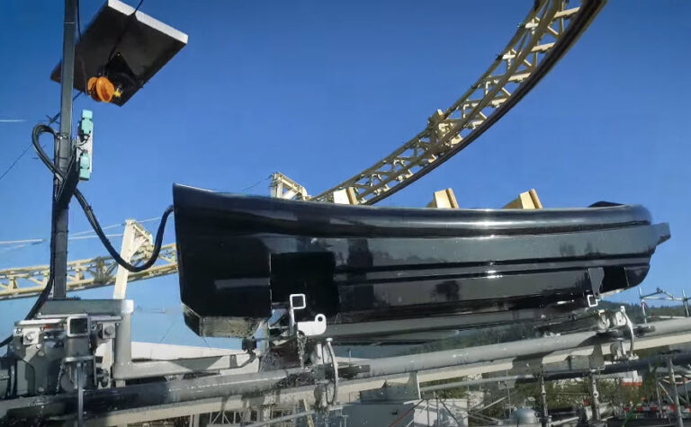 Mission Bermudes: How Innovative Mack Rides Rocking Boat Works - Coaster101