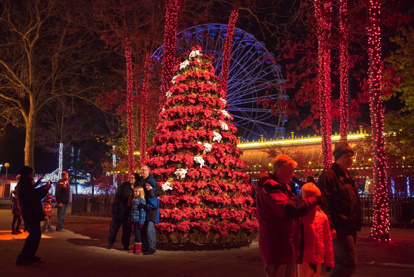 クリスマス Holiday In The Park Returning to Six Flags Great Adventure and Six