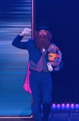 D23