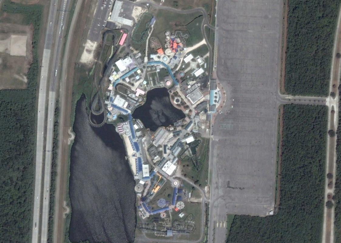 Hurricane Katrina Before And After Six Flags hurricane-katrina-before-and-after-six-flags